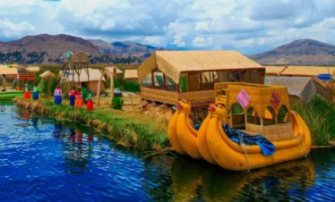 Tour Islas Flotantes de los Uros 1/2 día